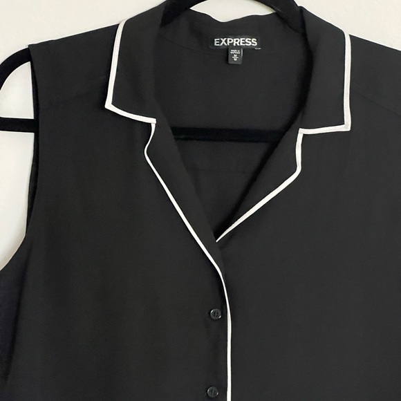 EUC | Express | Button Down Black with White Trim Tank | Size Medium - Picture 3 of 4